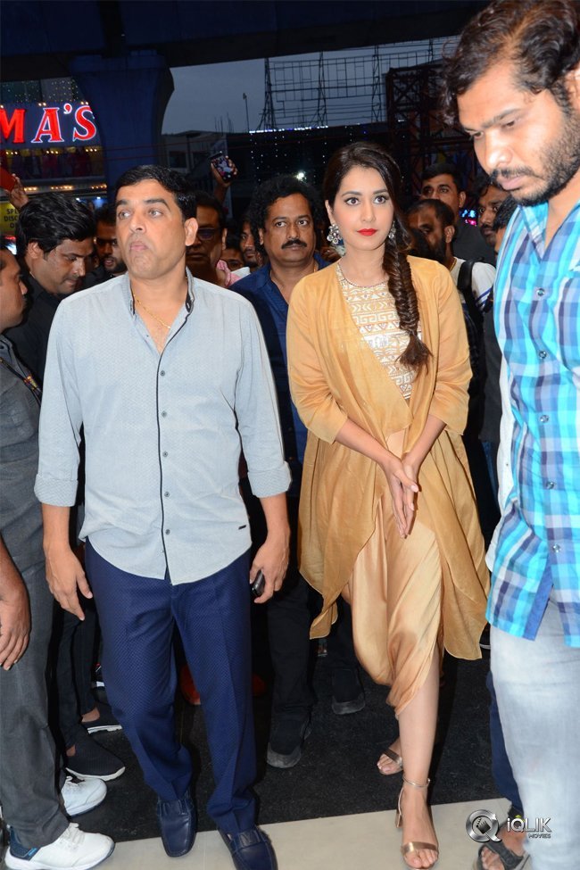 Srinivasa-Kalyanam-Team-at-KLM-Fashion-Mall